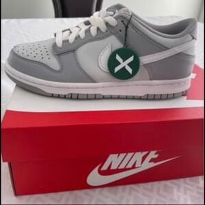 Nike dunk low